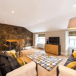  Apartment Centre, Newly Refurbished Stylish United Kingdom