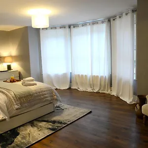  Apartment Flat 1 - Hatherley United Kingdom